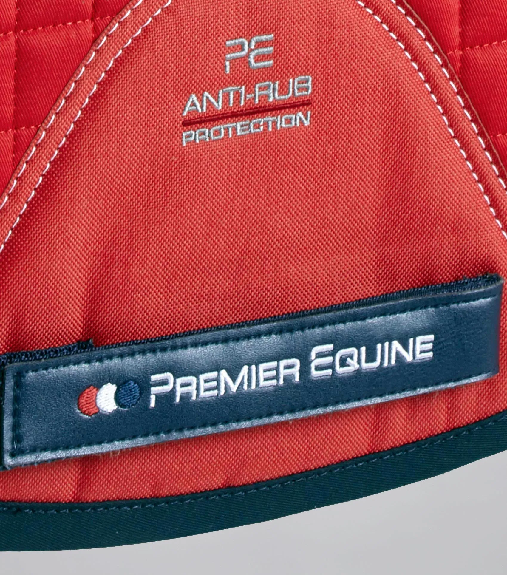 Close Contact European Cotton Saddle Pad - GP/Jump Square Red