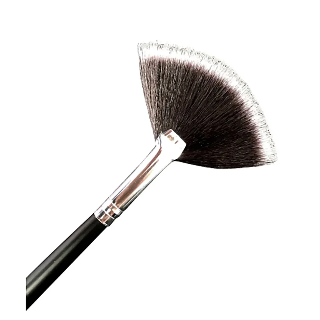 Magic - High-lighting & Blush Fan Brush